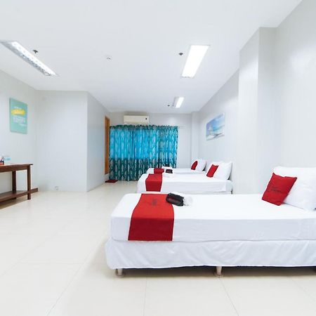 Отель Reddoorz @ San Jose Tagbak Jaro Iloilo Экстерьер фото