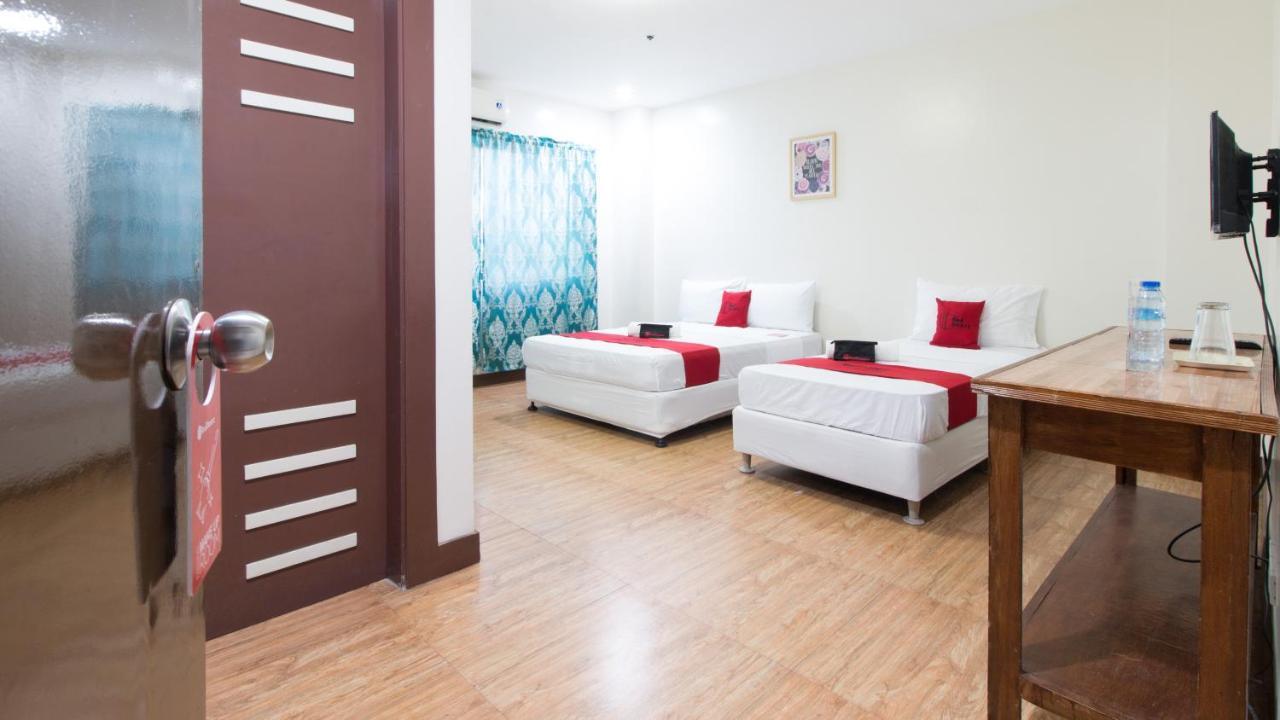 Отель Reddoorz @ San Jose Tagbak Jaro Iloilo Экстерьер фото