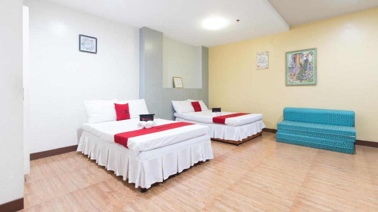 Отель Reddoorz @ San Jose Tagbak Jaro Iloilo Экстерьер фото