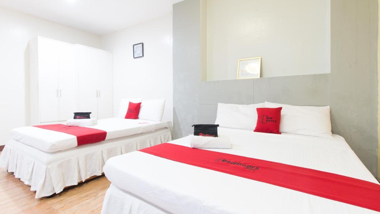 Отель Reddoorz @ San Jose Tagbak Jaro Iloilo Экстерьер фото