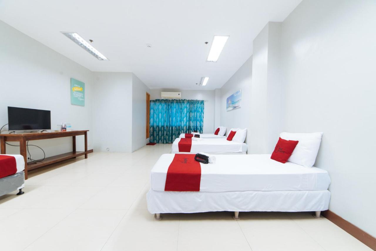 Отель Reddoorz @ San Jose Tagbak Jaro Iloilo Экстерьер фото